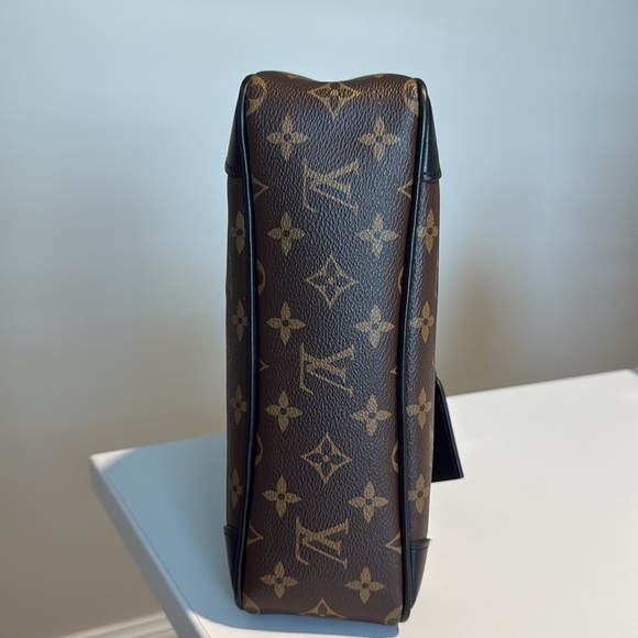 LV Monogram Black Odeon PM - Picture 5 of 13